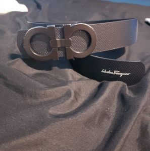 Meet your Posher, Leonel